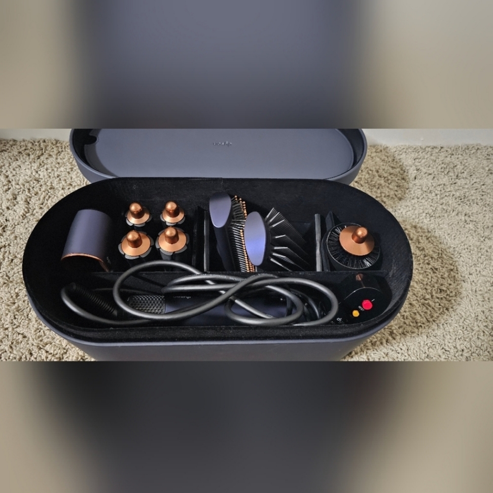 LIKE NEW Dyson Airwrap Styler set